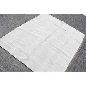 พรมวินเทจ ขนาด 5.6x4.7 ฟุต พรมลายสัตว์สีขาว - Product Image 4