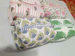 Lote al Por Mayor de Neceser Estilo Bohemio 100% Estampado a Mano con Bloques, Bolsa de Cosméticos Unisex con Estampado Floral, Cierre de Cremallera y Forro de Algodón - Product Image 4