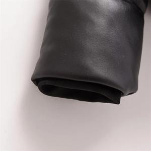 Chaqueta Acolchada Impermeable Personalizada para Hombre con Capucha, Diseño Estampado, Transpirable, de Poliéster, con Cuello Alto y Cierre de Cremallera para Invierno - Product Image 6