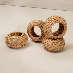 Anneaux de serviette de luxe pour la mise en scène de table, fournitures de restaurant, anneau en rotin circulaire pour maintenir les serviettes - Product Image 3