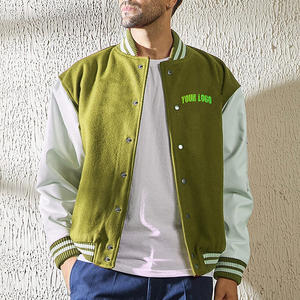 Chaqueta Universitaria Personalizada de Lana para Hombre, Chaqueta Varsity de Cuero Auténtico Negra con Logotipos Bordados y Parches, Chaqueta de Escuela Secundaria para Hombre - Product Image 1