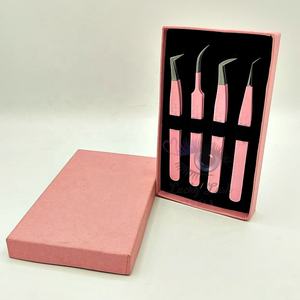 Juego de Pinzas para Extensión de Pestañas de Acero Inoxidable Rosa Bebé Personalizadas con Punta Puntiaguda, Etiqueta Personalizada y Agarre Fuerte - Product Image 2