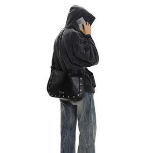 Sweat-shirt à capuche en coton 100% lavé vintage personnalisé avec motif solide coupe régulière pour unisexe. - Product Image 2