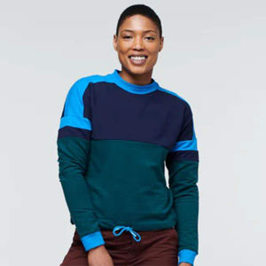 Sweat-shirt à capuche de performance athlétique personnalisé OEM pour les femmes évacuant l'humidité respirant à paillettes sur le devant pour l'hiver - Product Image 5