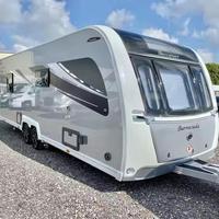 VENTES À PRIX RÉDUITS Camping-car tout-terrain 4x4, caravane, remorque de camping