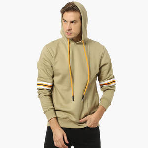 Sweats à capuche de sport pour les activités de plein air avec un matériau respirant, un design décontracté et des coutures de qualité durable - Product Image 3