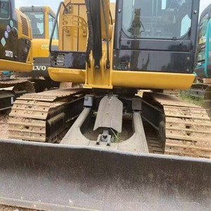 Excavatrice Caterpillar 305.5 d'occasion, marque japonaise d'origine, 5,5 tonnes, excavatrice de taille moyenne, excavatrice à chenilles en caoutchouc - Product Image 5