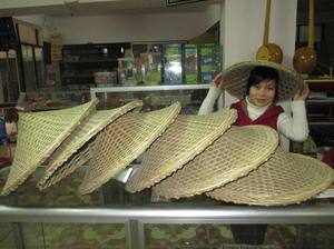 หมวกทรงกรวยไม้ไผ่เวียดนามสีน้ำตาลเป็นมิตรกับสิ่งแวดล้อม - Product Image 5