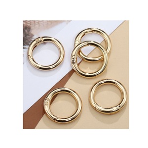 Stylish decorative <b>metal</b> napkin <b>rings</b> ideal <b>for</b> parties daily dining hotels cafes and contemporary table styling - Product Image 6