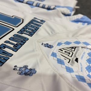 Maillots de football américain personnalisés | Maillot de football américain sublimé Nom personnalisé, numéro et service de maquette gratuit - Product Image 6