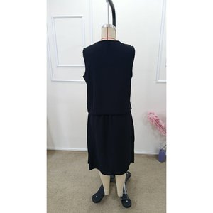 Conjunto de Dos Piezas para Mujer Jane's: Blusa Aerobin sin Mangas con Cuello Redondo y Botones y Falda Midi, Atuendo Elegante e Informal para Verano - Product Image 6