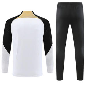 Ensemble de survêtements d'entraînement respirants deux pièces pour hommes, imprimés et personnalisés, avec logo de marque de football - Product Image 6