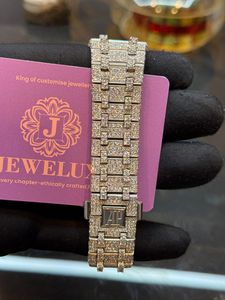 Montre Hip Hop mécanique en acier inoxydable de qualité supérieure pour hommes avec mode de luxe en diamant VVS à un prix incroyable - Product Image 3