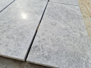 Mármol Gris Tundra Pulido 20x20cm, Muestras Pequeñas, Revestimiento de Paredes Interiores y Exteriores, Pavimentos para Entradas, Fabricado en Turquía, Escalones - Product Image 6