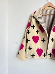 Veste matelassée en broderie Suzani faite à la main, unisexe, en velours de coton de qualité supérieure, pour l'hiver, nouvelle collection de vêtements, cadeau pour elle - Product Image 4