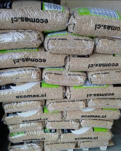 Granulés de bois de haute qualité à vendre à prix avantageux, produits chimiques énergétiques, prix du granulé de bois par tonne, livraison rapide disponible, en stock - Product Image 4