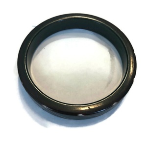 Nouvelle bague en résine noire de qualité supérieure avec rayures diagonales blanches, design artistique rond, élégante pour mariage et soirée, pour femme - Product Image 3