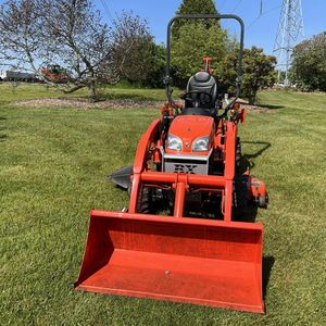 Vente en gros Kubota BX-25D 23hp tracteur d'occasion avec tondeuse rétrocaveuse accessoires pour chargeur frontal moteur pompe à engrenages boîte de vitesses-Prix bas! - Product Image 1