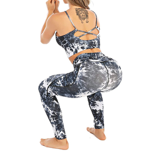 Ensemble de yoga léger pour femmes, nouvelle collection, durable, respirant, en nylon et élasthanne, motif uni pour adultes - Product Image 3