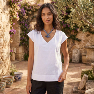 Chemisier blanc à col en V et manches courtes pour femme, coupe ample, décontracté, idéal printemps-été, couleur unie, tissu respirant 100 % coton - Product Image 1