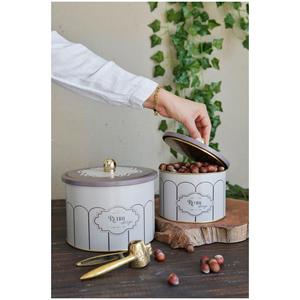 Juego de caja de lata de metal redondo Dia 175x155 - Dia 140x125 Mango de perilla (Juego de 2) Diseño retro Retro - Product Image 1