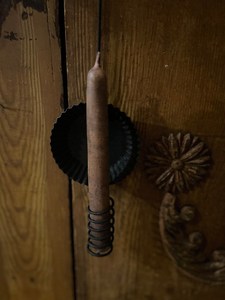 Palo de vela de tipo de pie forjado Hierro forjado Mano forjado Palo de vela de tipo de pie Hierro forjado Escaneo de textura de mano dinavian - Product Image 4