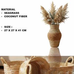 Vase artisanal en fibre de coco et en herbe de mer - Product Image 2