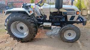 Tracteur 50HP fiable rarement utilisé pour l'agriculture moderne Robuste et efficace Moteur Cummins 2WD et boîte de vitesses Meilleur kilométrage garanti 5 étoiles - Product Image 4