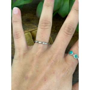 Bague Navajo en argent sterling avec sertissage clos en pierre naturelle - Product Image 2
