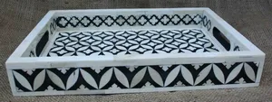 Bandeja de Servir Cuadrada Moderna Hecha a Mano con Incrustaciones de Hueso Natural Floral para el Hogar, Restaurantes y Hoteles, Hecha a Mano en India - Product Image 3