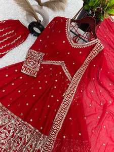 FIL DE VELOURS VISCOSE RICHE SEQUENCE TRAVAIL TOP SHARARA AVEC DUPATTA ROUGE - Product Image 5