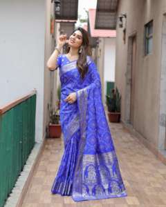 Nuevo diseño de seda suave Bandhej Sari estampado con blusa tejida Zari igual que la ropa india y paquistaní fronteriza - Product Image 5