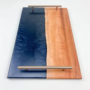 Bandeja de Servir de Madera de Arce con Resina Epoxi Azul Marino de Lujo con Asas de Metal Oro Rosa, Tabla de Charcutería Artesanal Premium, Decoración de Bistro - Product Image 1
