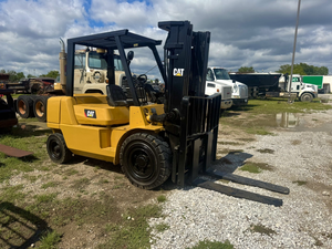 Chariot élévateur diesel d'occasion Cat DP40K - Product Image 6