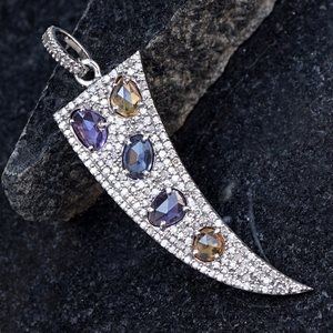 Collar con Colgante de Diseño en Plata 925 Oxidada con Diamantes Naturales y Múltiples Gemas de Zafiro, Joyería Fina al por Mayor - Product Image 5