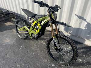 Nouvelle moto électrique tout-terrain Sur Ron Light Bee X 60v 8000w 40Ah 2025 - Prête à être expédiée - Product Image 3