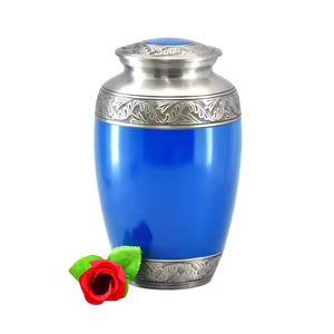 Urnes funéraires en métal gravées à la main pour cendres humaines adultes Urne funéraire en émail bleu ciel - Product Image 6