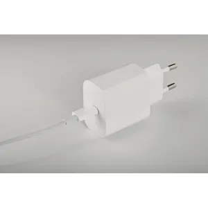 Caricatore USB Personalizzato PLUGME da 20W per Gadget Promozionali - Product Image 1
