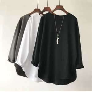 เสื้อยืดคอกลมแขนยาวแฟชั่นลำลองสำหรับผู้หญิงคอกลมพิมพ์ลายผีเสื้อสีไล่ระดับสีเข้าทุก2025ใส่ได้ทุกวัน - Product Image 3