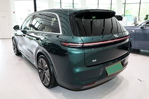 SUV Eléctrico Usado de 6 Plazas, Enfocado en Familias, de Autonomía Extendida, Estándar de Emisiones Euro VI, Ruedas R20, Transmisión Automática - Product Image 5