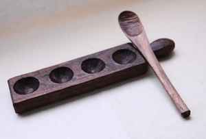 Plateau à œufs en noyer manipulé - Product Image 4