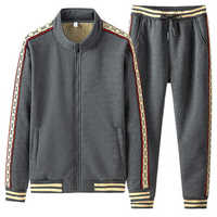 Ensemble de sweat à capuche chaud d'hiver avec fermeture à glissière en polaire brodée pour vêtements de sport Styled as Mens Track Suit