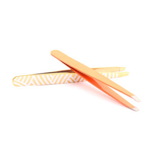 แหนบถอนคิ้วสเตนเลสปลายแหลมน้ำหนักเบาออกแบบโลโก้ตามต้องการ - Product Image 5