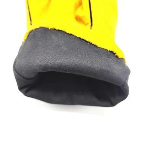 Gants de travail de sécurité double en cuir de vache sur mesure pour la construction industrielle et la soudure - Product Image 4