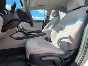 Hyundai Sonata 2016 FWD d'occasion, essence/électrique/hybride, boîte automatique/manuelle, sièges en cuir, caméra de recul, 16 pouces, côté gauche, foncé - Product Image 5