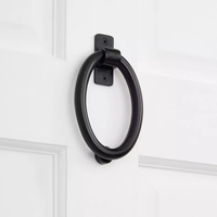 Anneau de heurtoir de porte en fonte antique Design finition noire vintage matériel durable et élégant pour la décoration d'entrée à la maison