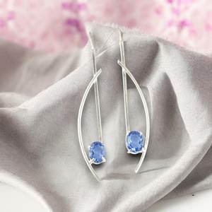 ต่างหูแทนซาไนต์เงินแท้ 925 ชุบทอง งานแฮนด์เมดน่ารัก ประดับพลอยประจำเดือนธันวาคม ของขวัญเครื่องประดับสำหรับผู้หญิงในโอกาสวันครบรอบ - Product Image 4