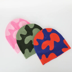 Gorro personalizable de calavera de invierno con logotipo completo, gorro liso de punto Jacquard con tinte bordado, todos los gorros - Product Image 1