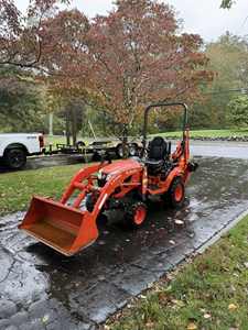 Livraison gratuite Tracteur à roues Kubota BX23S avec tondeuse et chargeur arrière Expédition dans le monde entier - Product Image 4