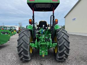 2024Johnn Deere 5090E nuevo Mini Tractor motor diésel 4WD/2WD rueda 70HP a 120HP Tractor de jardín de potencia nominal - Product Image 5